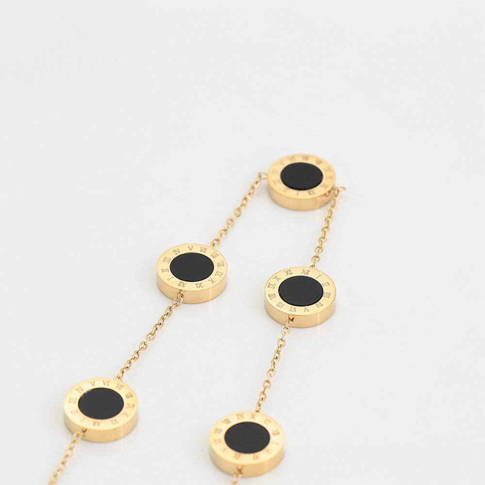 Halskette aus goldplattierter Legierung mit rotem Emporia®-Kristall und blauem Emporia®-Kristall