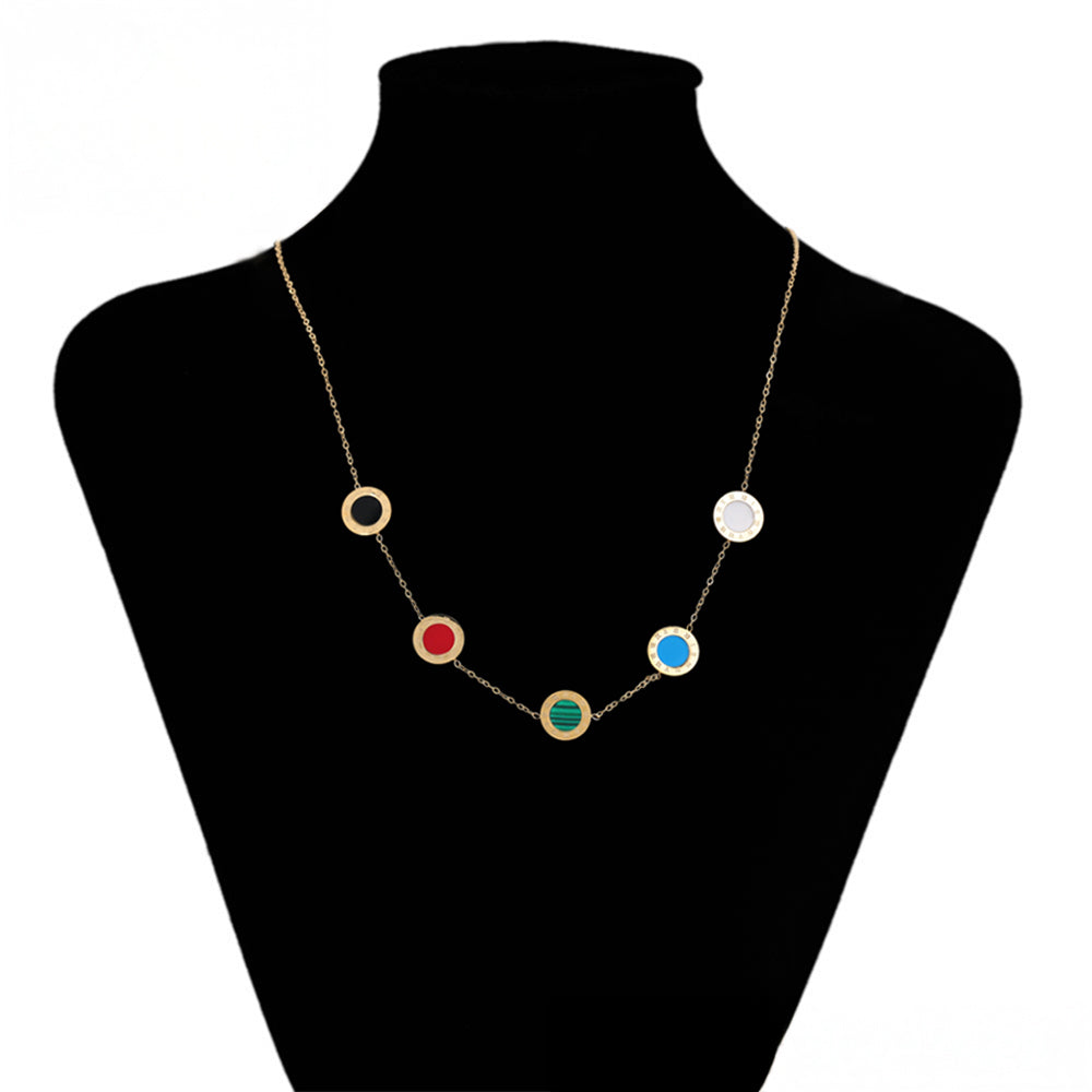 Halskette aus goldplattierter Legierung mit rotem Emporia®-Kristall und blauem Emporia®-Kristall