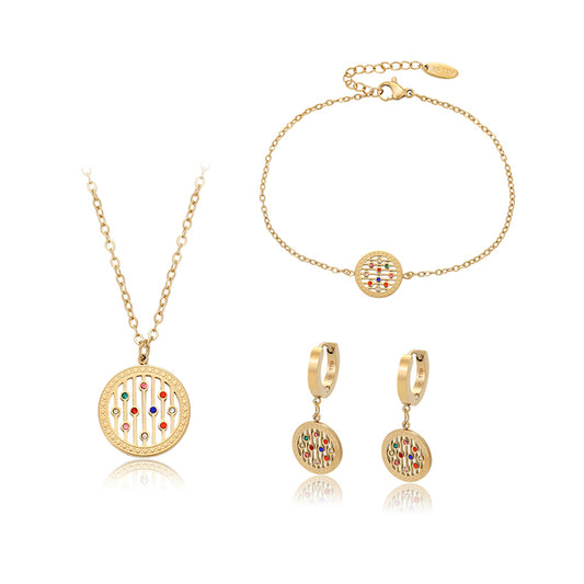 Schmuckgarnitur aus aus goldplattierter Legierung mit rotem Emporia®-Kristall und blauem Emporia®-Kristall