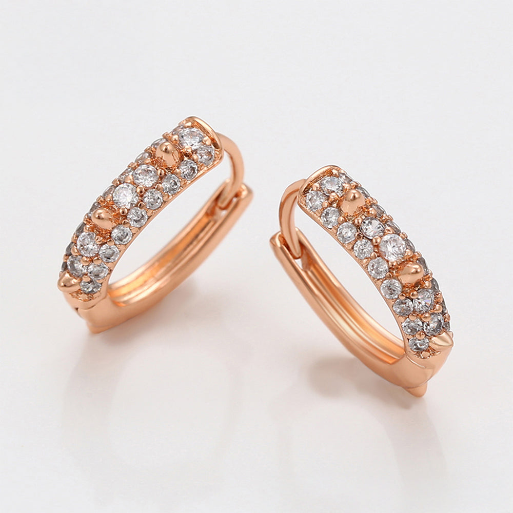 Ohrringe aus goldplattierter Legierung mit weißem Emporia® Kristall 4 