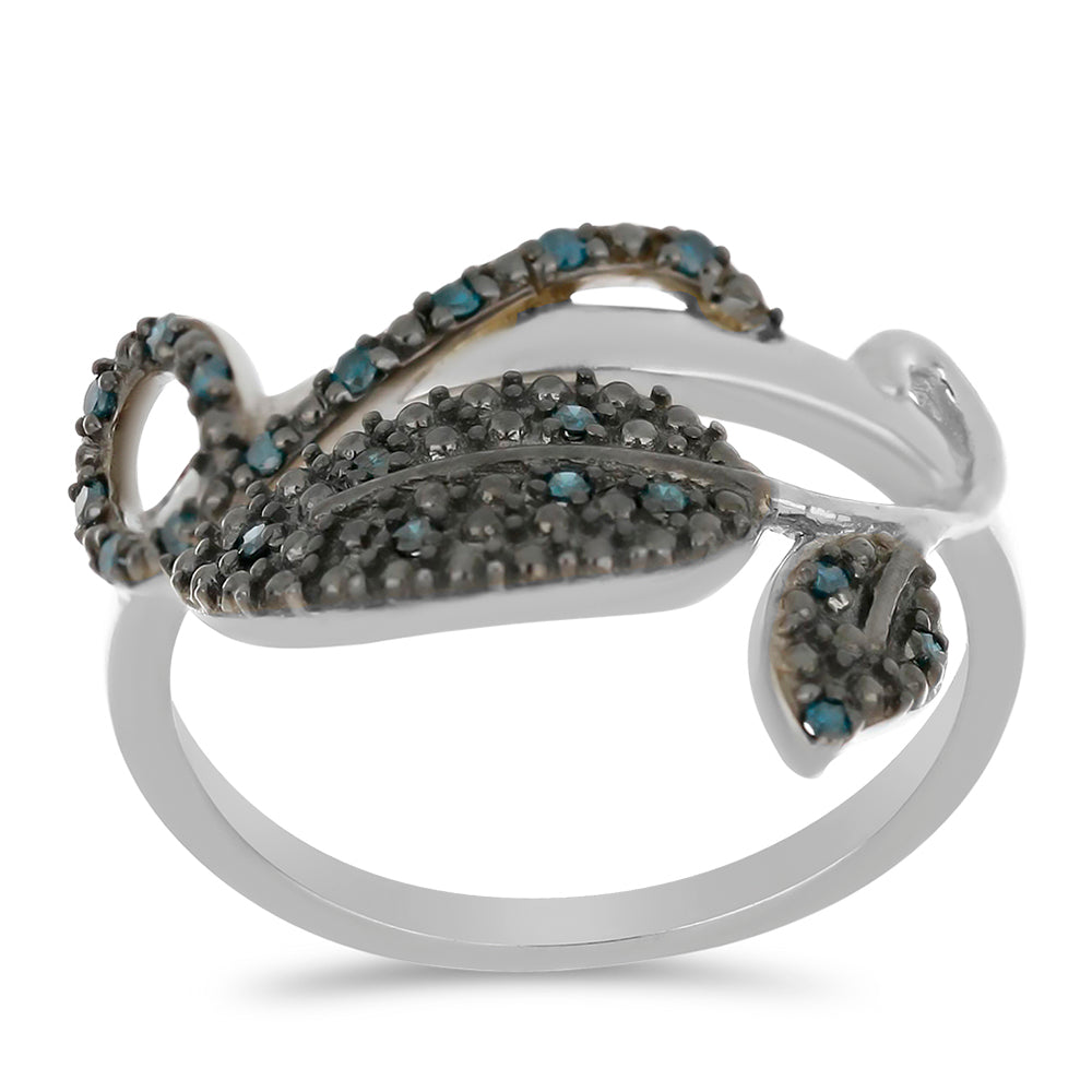 Silberring mit blauem Diamant