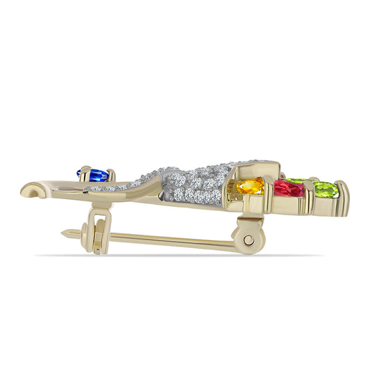 Goldplattierte Silberbrosche mit regenbogenfarbenem Rosebery Saphir und weißem Topas