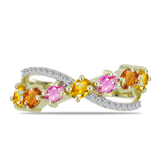 Goldplattierter Silberring mit regenbogenfarbenem Rosebery Saphir und weißem Topas