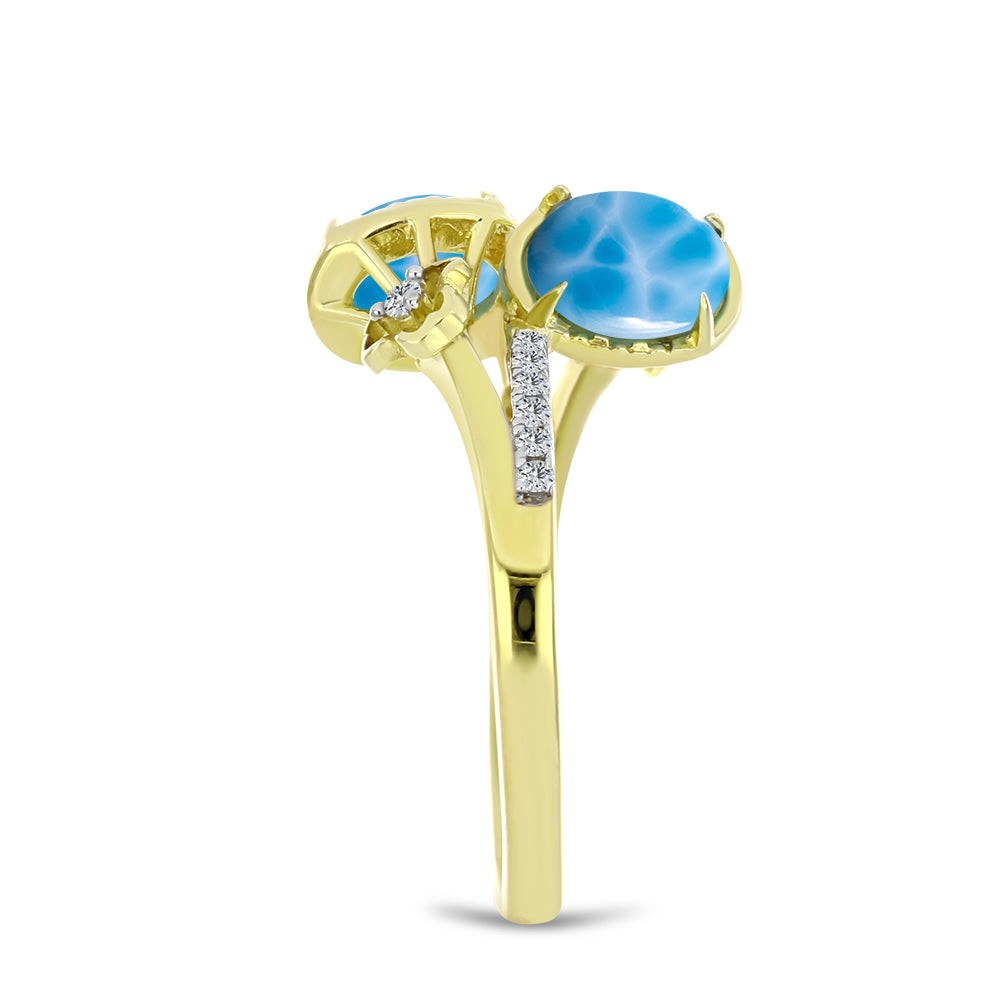 Goldplattierter Silberring mit Larimar und weißem Topas
