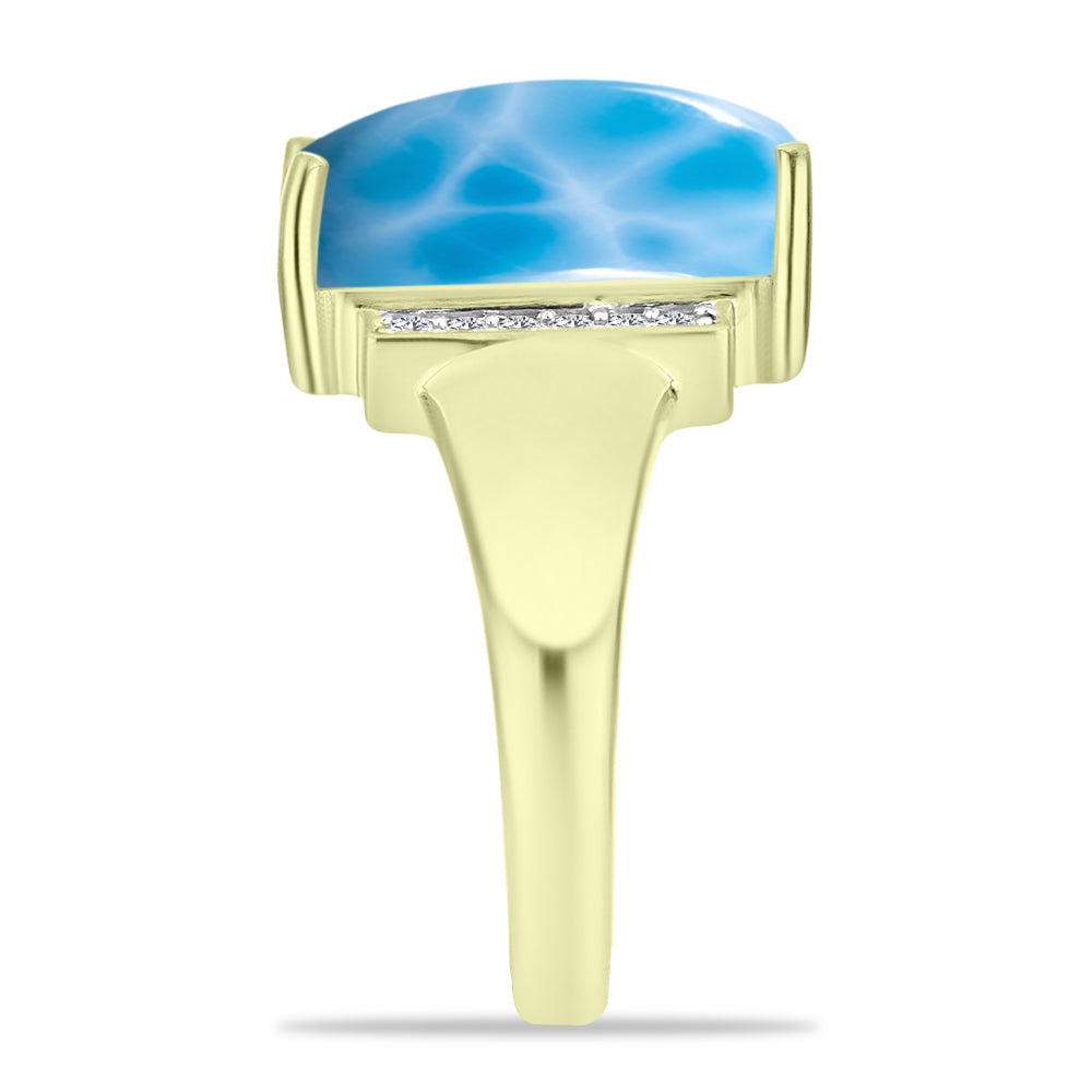 Goldplattierter Silberring mit Larimar und weißem Topas