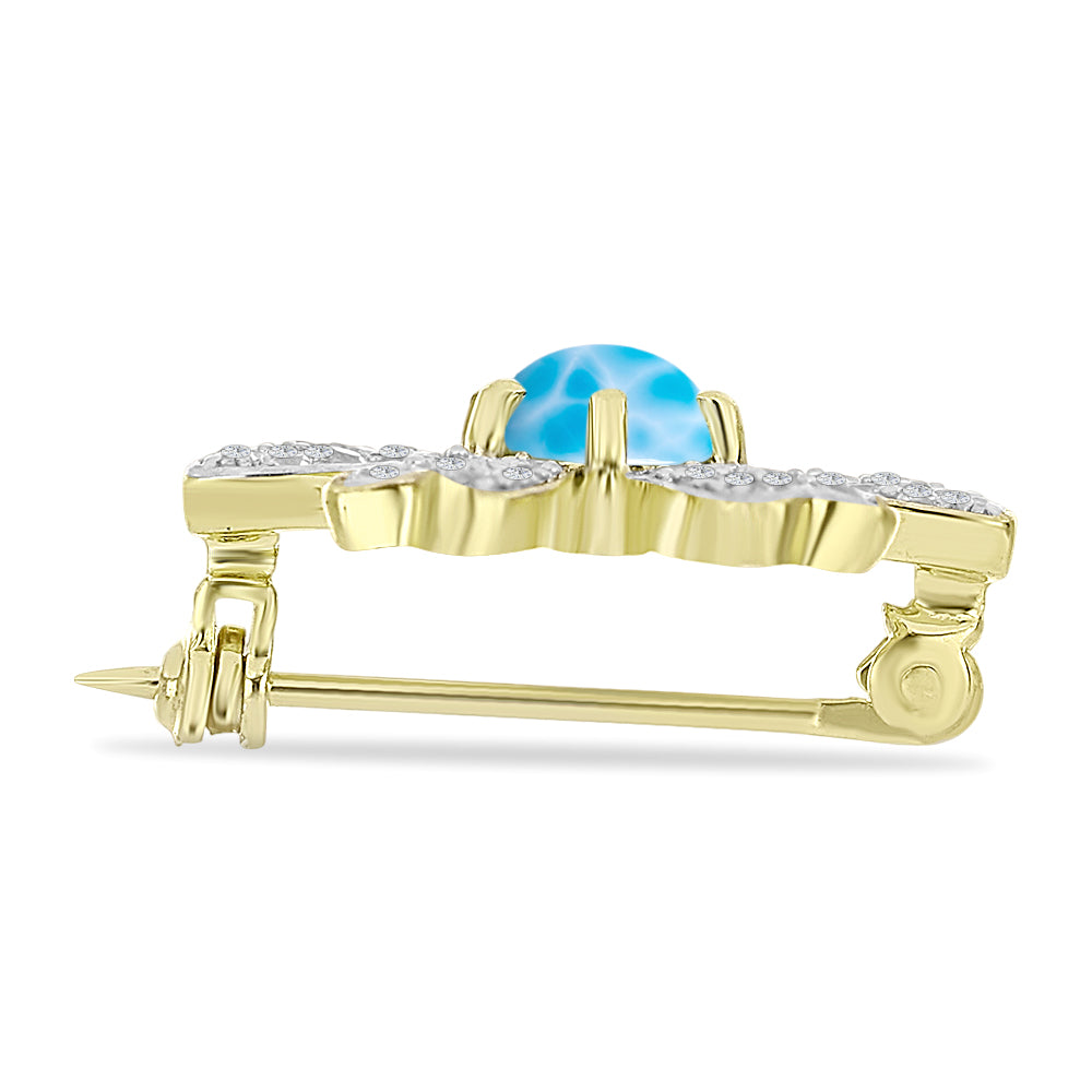 Goldplattierte Silberbrosche mit Larimar und weißem Topas