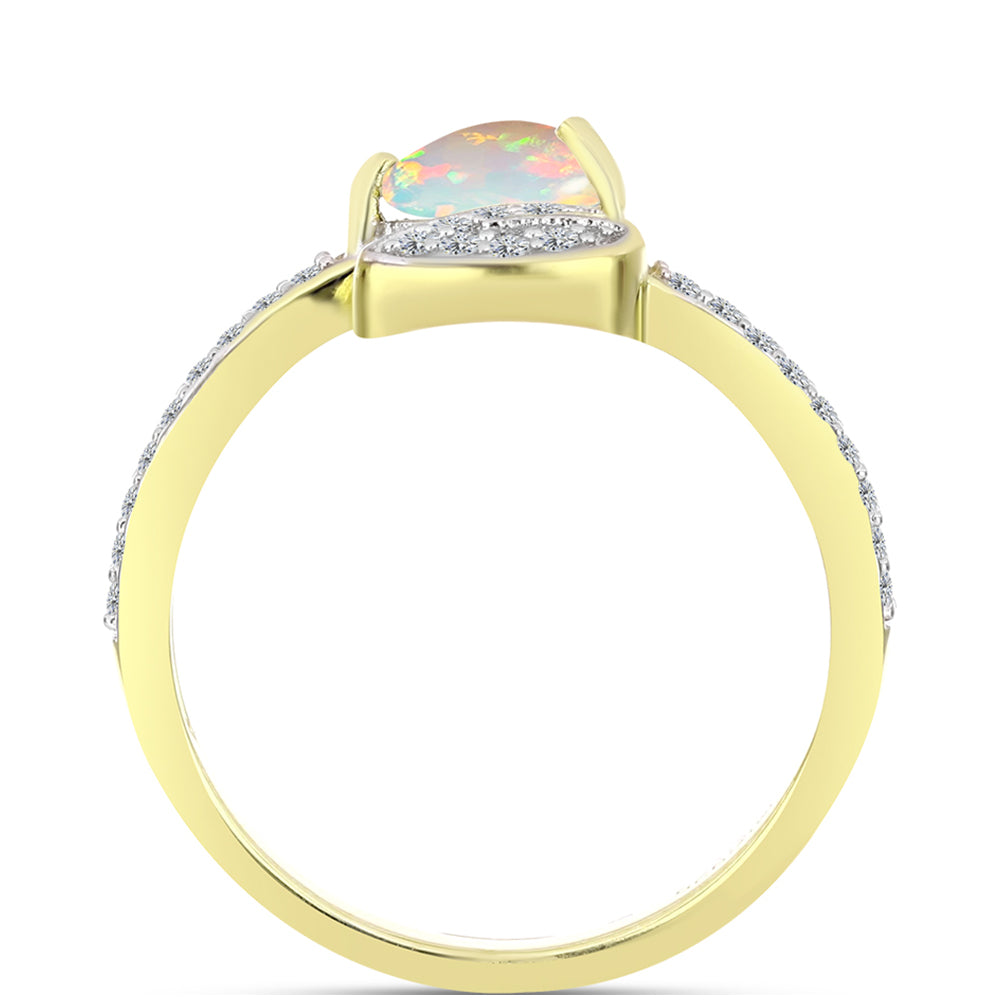 Goldplattierter Silberring mit Welo-Opal und weißem Topas