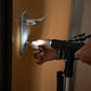 Ausziehbarer Gehstock mit LED, Alarm und Griff