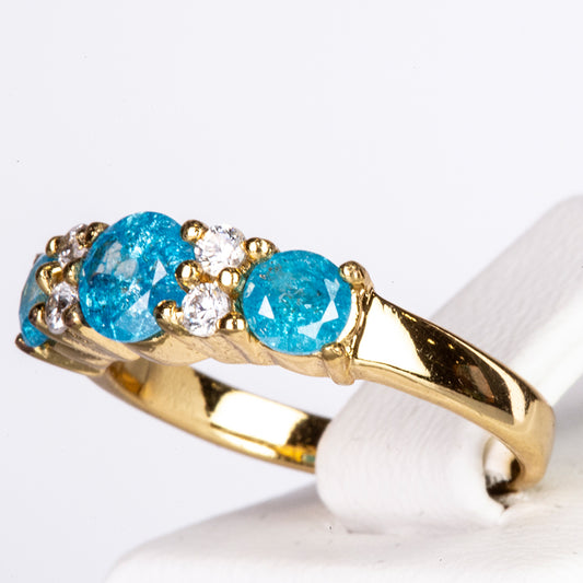 Ring aus goldplattierterr Legierung mit blauem Emporia®-Kristall und weißem Emporia® Kristall