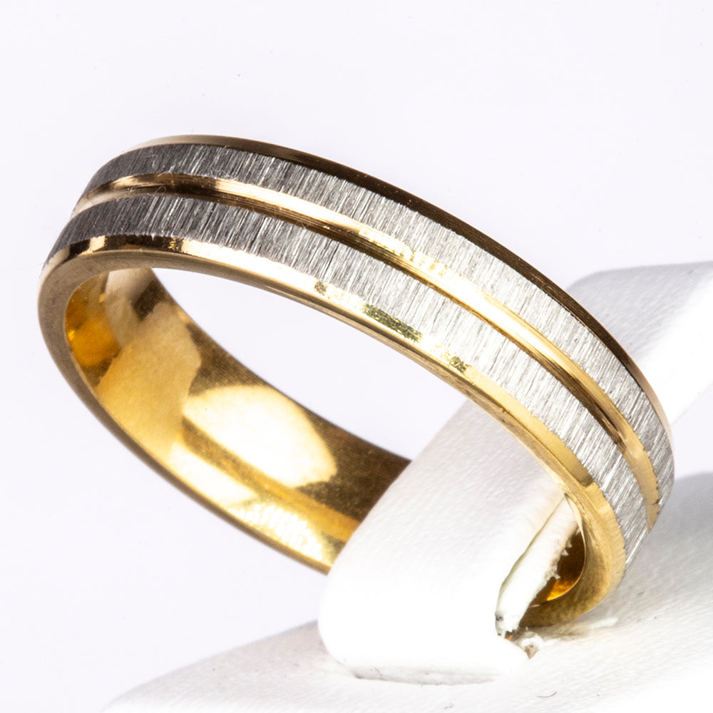 Schmuckgarnitur aus aus goldplattierter Legierung mit weißem Emporia® Kristall
