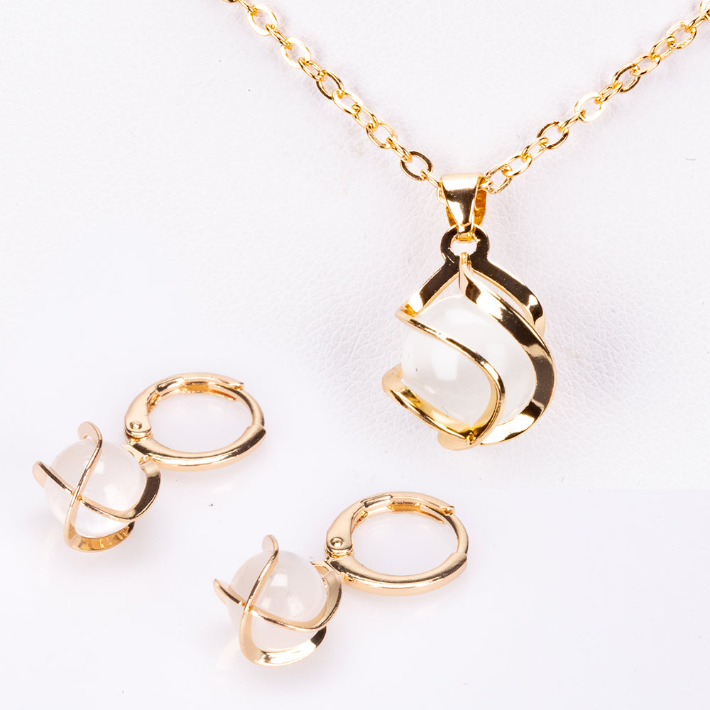 Schmuckgarnitur aus aus goldplattierter Legierung mit weißem Emporia® Kristall 1 
