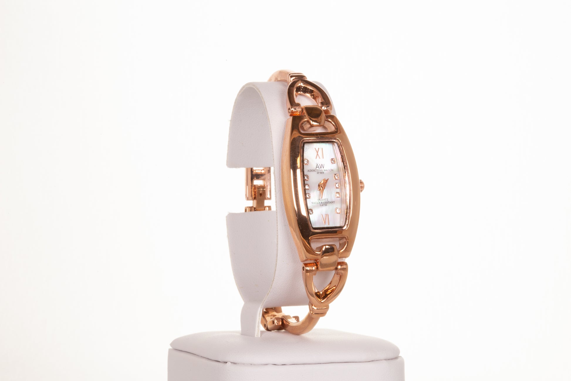 ROSE GOLD woman alloy AW watch with thin triangle strap and quartz crystals with Gift box, 17 cm 2 