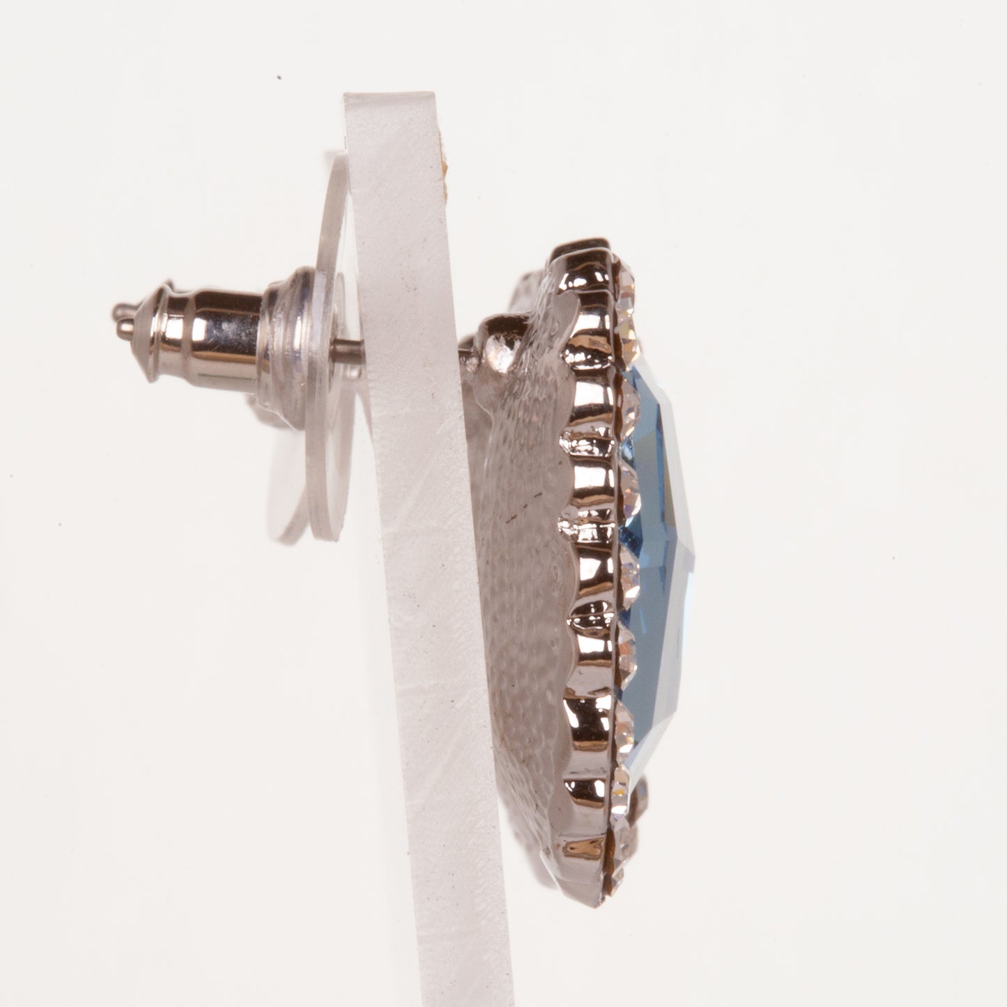 Schmuckgarnitur aus aus weißgoldplattierter Legierung mit blauem Emporia®-Kristall