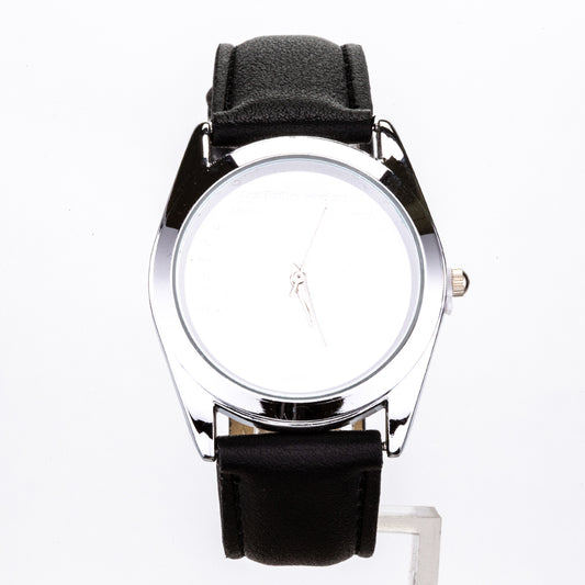 Armbanduhr mit schwarz Armband und  weiß Zifferblatt mit einem Gebet