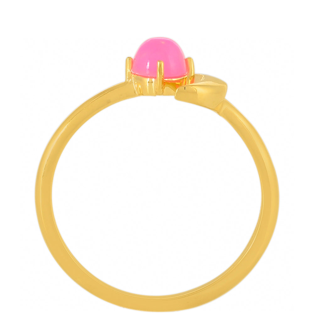 Goldplattierter Silberring mit äthiopischem neon pink Opal und weißem Topas