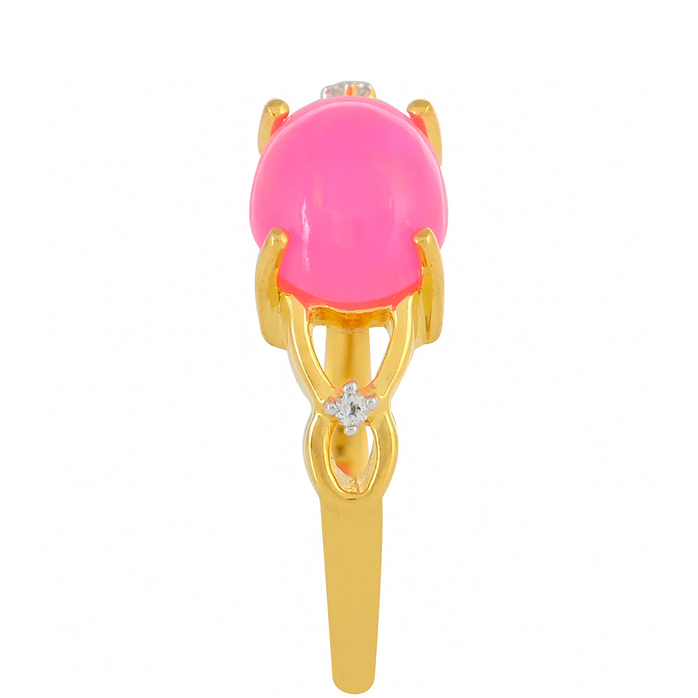 Goldplattierter Silberring mit äthiopischem neon pink Opal und weißem Topas