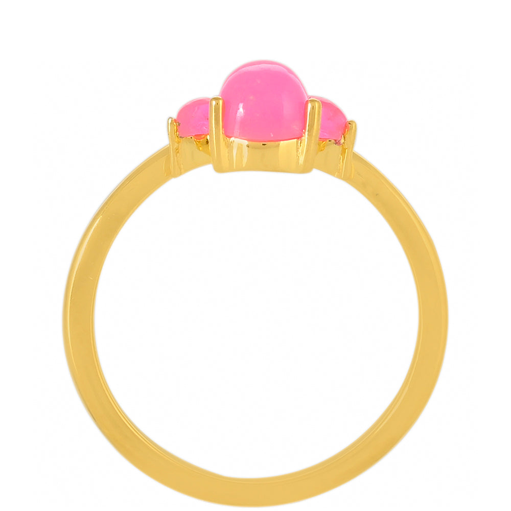 Goldplattierter Silberring mit äthiopischem neon pink Opal und weißem Topas