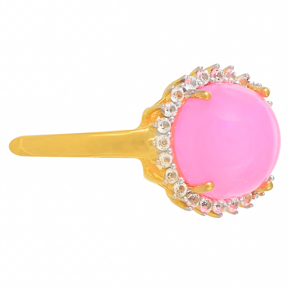 Goldplattierter Silberring mit äthiopischem neon pink Opal und weißem Topas