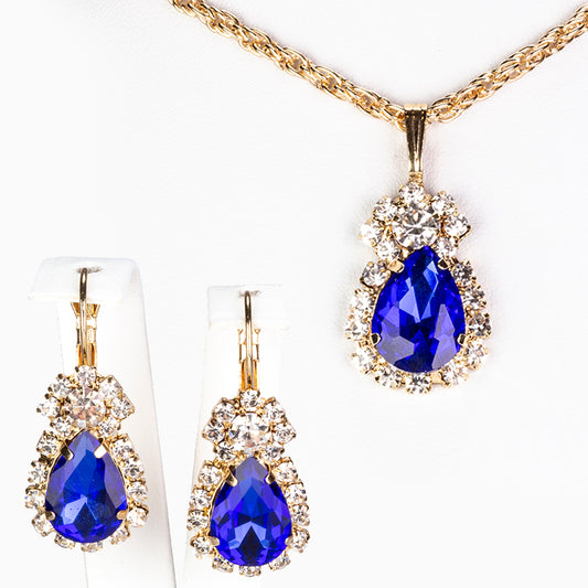 Schmuckgarnitur aus aus goldplattierter Legierung mit blauem Emporia®-Kristall