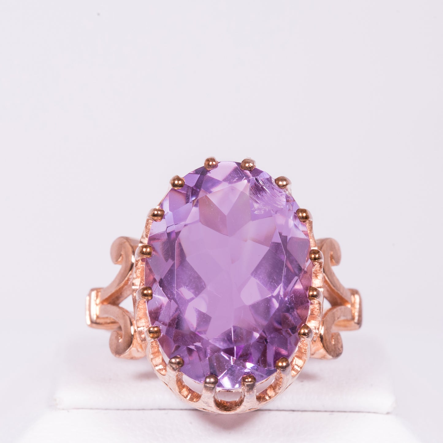 Goldplattierter Silberring mit Amethyst aus Artigas