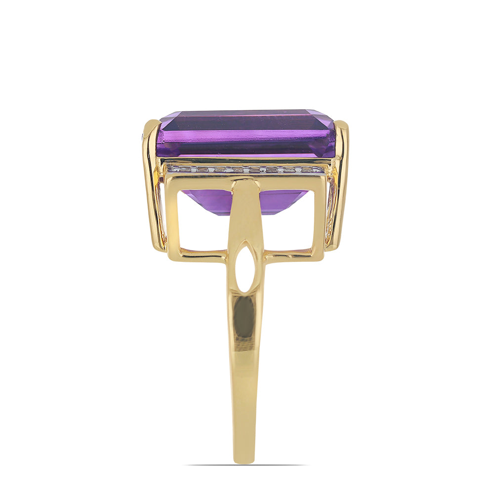 Goldplattierter Silberring mit sambischem Amethyst und weißem Topas